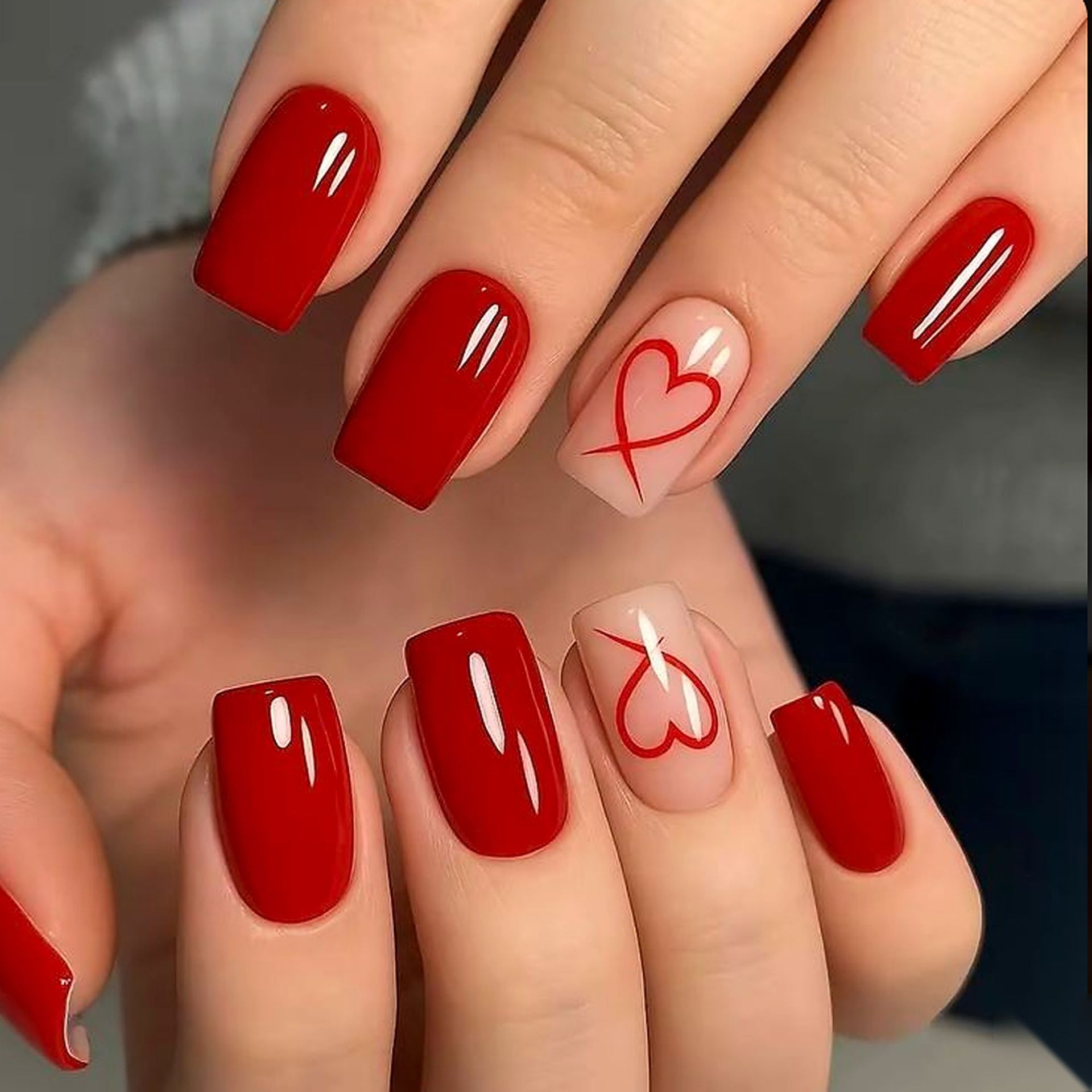 Nail Art Valentines Day - 24 шт. коротких квадратных глянцевых накладных